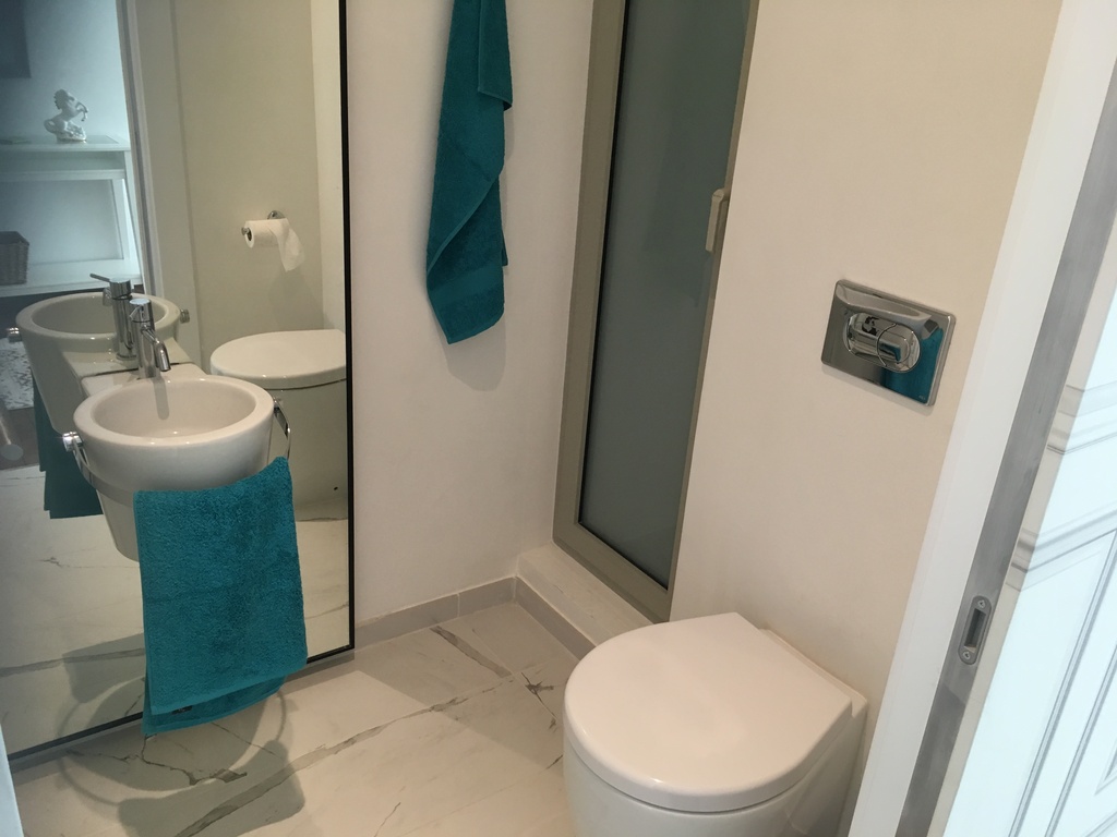 1 Bedroom Ensuite Apartment for Long Let in Sliema - €2,500/month photo 5