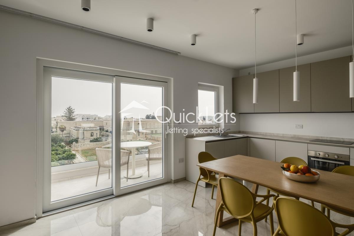 3 Bedroom Ensuite Apartment for Long Let in San Ġwann - €2,500/month photo 4