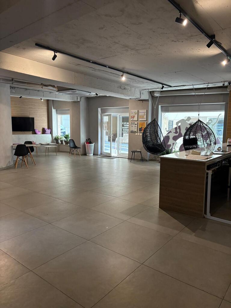 Shop for Long Let in Sliema - €8,500/month