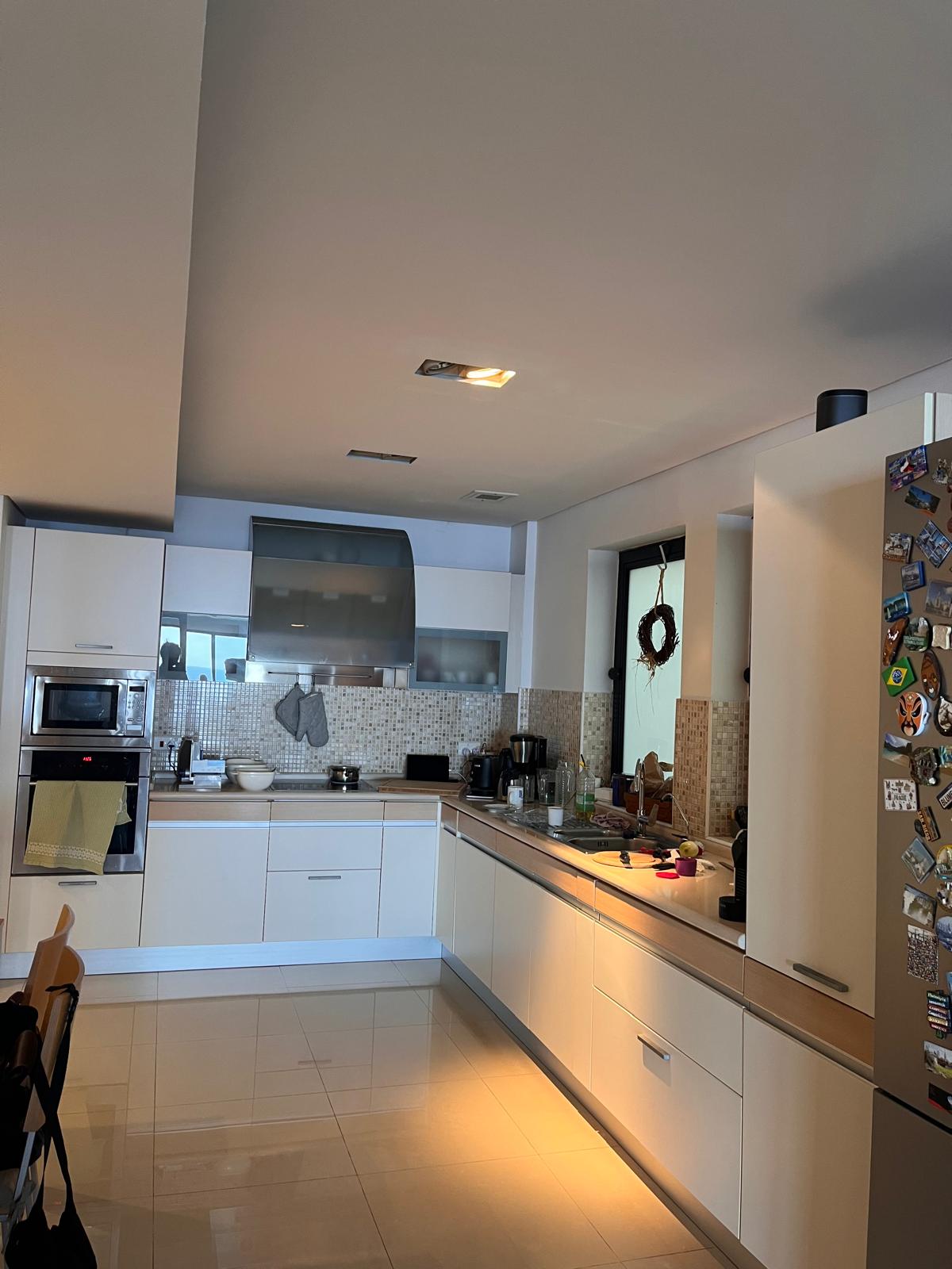 Magnificent Seafront 3-Bedroom Apartment in Qui-Si-Sana photo 7