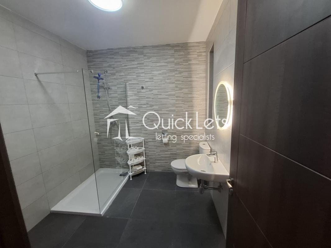 ST.PAUL’S BAY |APARTMENT | €1,800/month photo 9