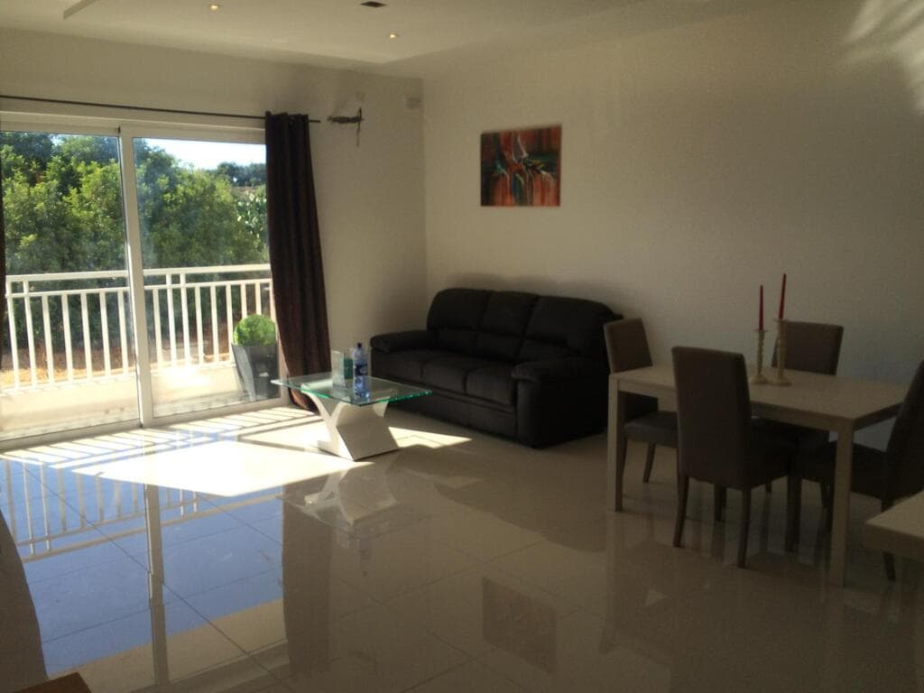 3 Bedroom Maisonette for Long Let in Attard - €1,600/month