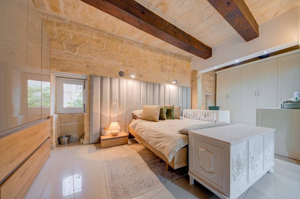 3 Bedroom House of Character for Long Let in Siġġiewi - €3,000/month photo 4