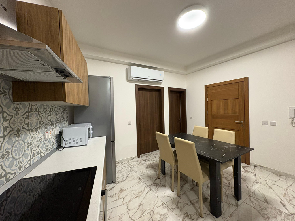 2 Bedroom Penthouse for Long Let in Swatar - €1,450/month photo 3