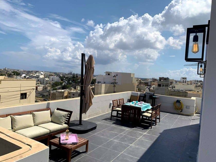 1 Bedroom Penthouse for Long Let in St. Julian's - €1,350/month