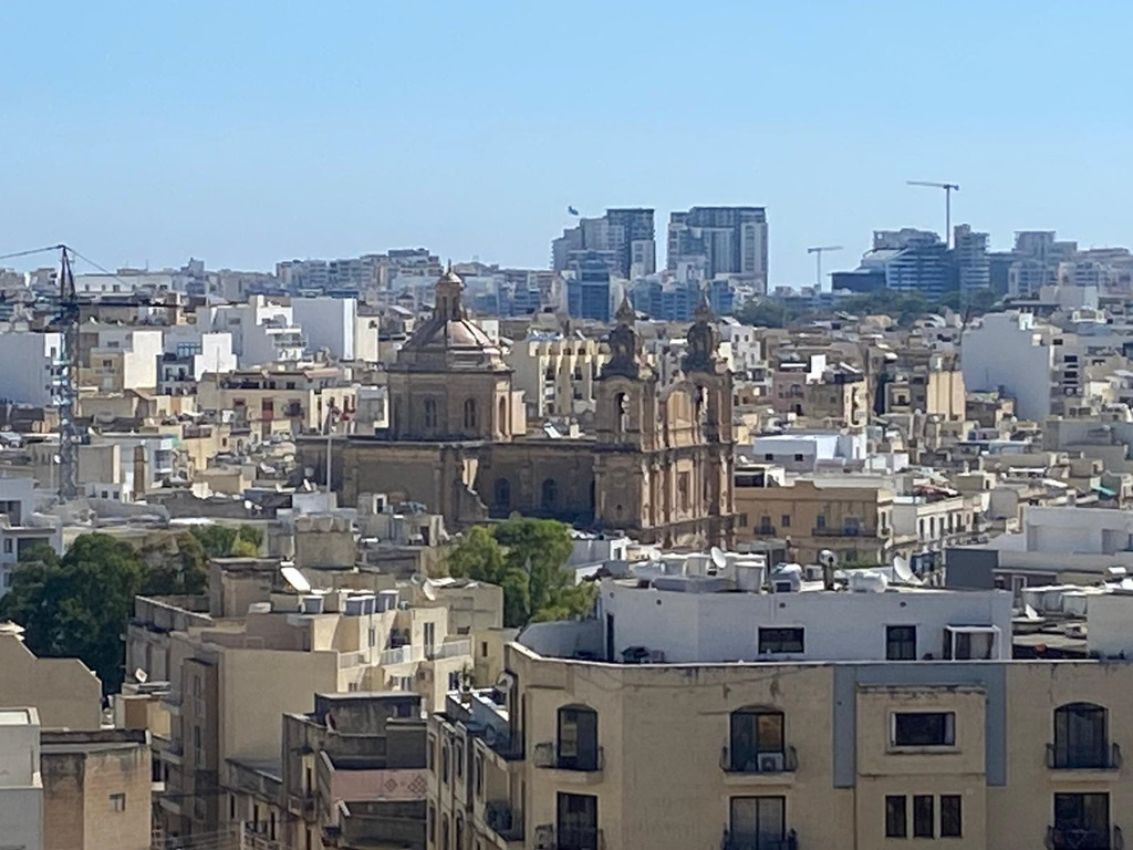 3 Bedroom Apartment for Long Let in Msida - €1,700/month photo 21