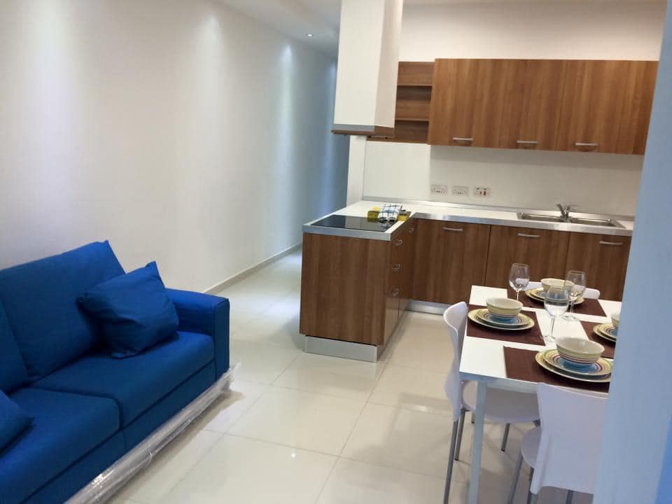 Bright Modern 2-Bedroom Apartment near Balluta Bay in Sliema photo 2
