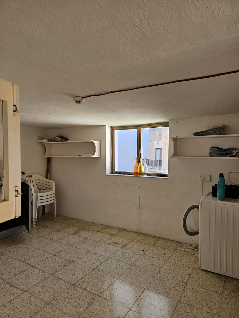3 Bedroom Villa for Long Let in St. Julian's - €1,800/month photo 15