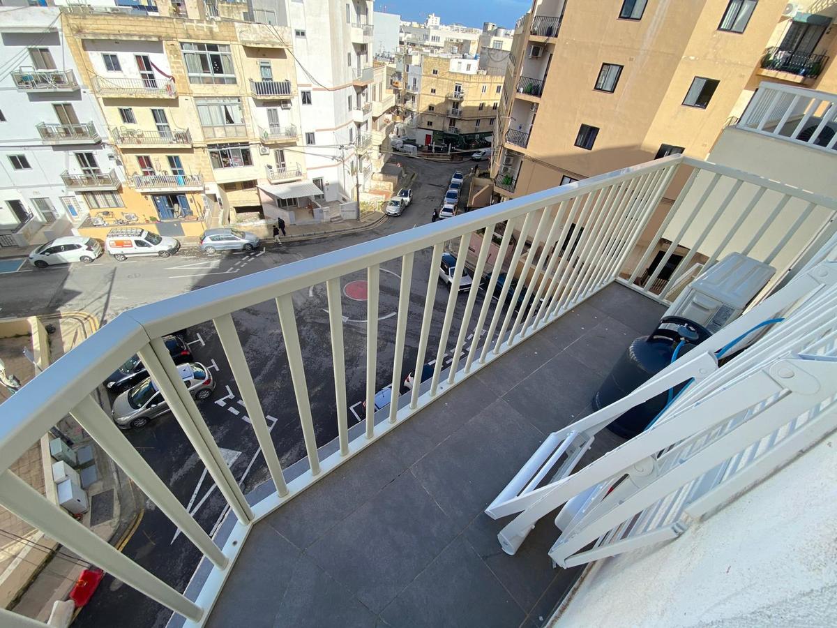 1 Bedroom Apartment for Long Let in St. Paul's Bay - €1,100/month