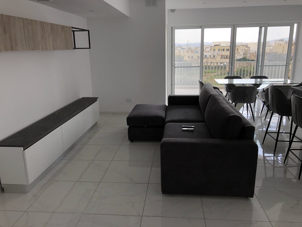 3 Bedroom Apartment for Long Let in Lija - €1,800/month photo 8