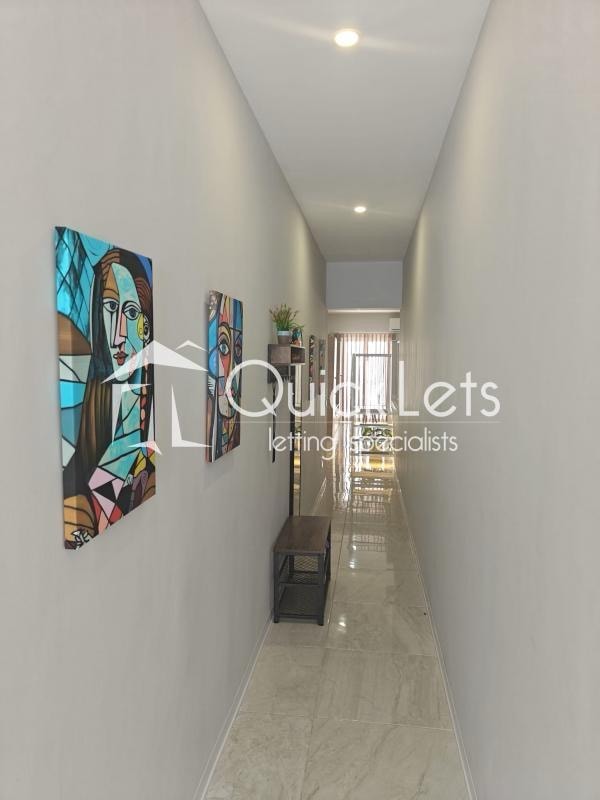QORMI | Studio MAISONETTE  | €1,300 /month photo 7