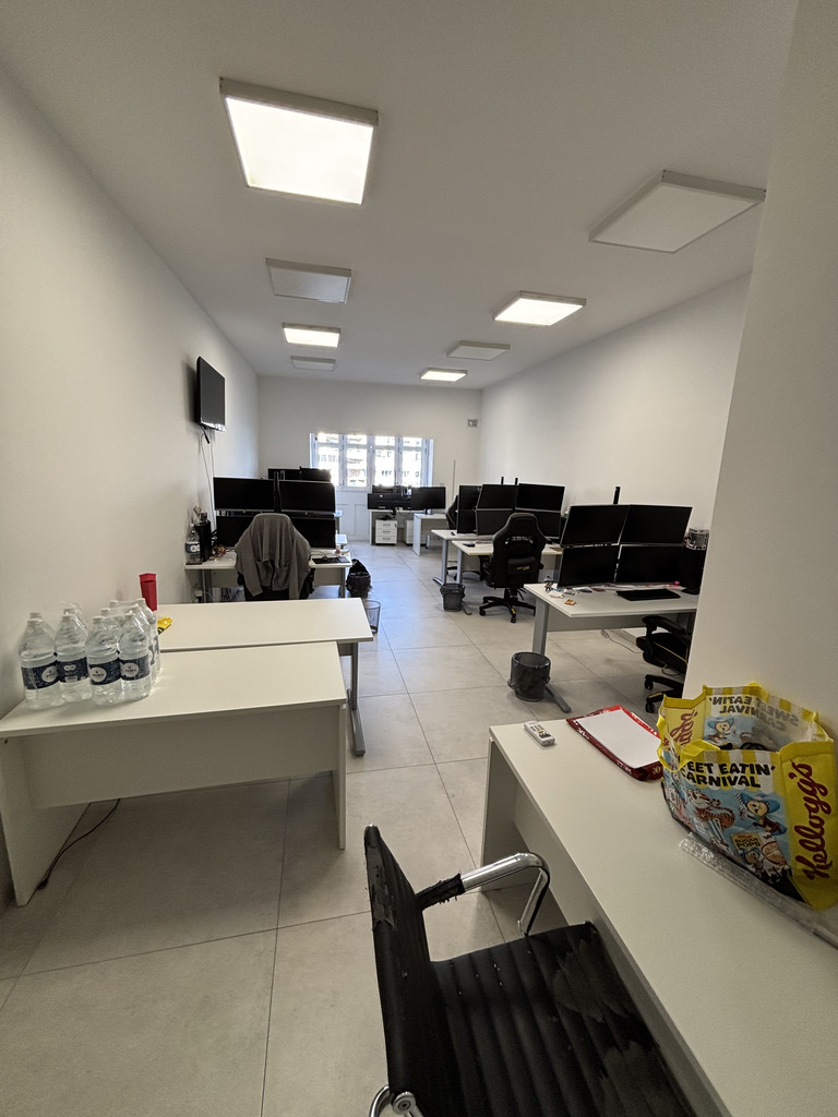 Office for Long Let in St. Julian's - €4,700/month photo 3
