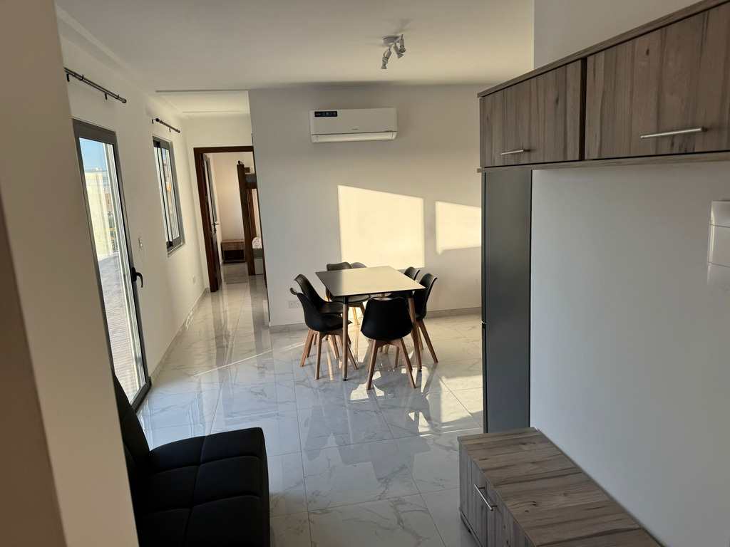 2 Bedroom Penthouse for Long Let in Swatar - €1,500/month photo 3
