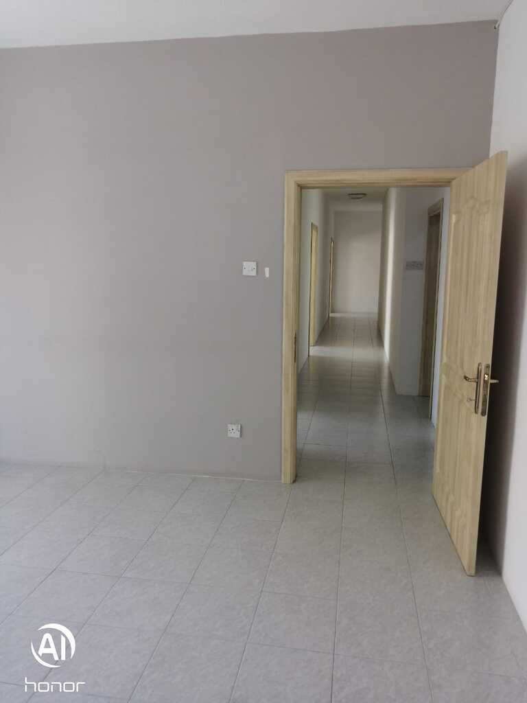 Office for Long Let in San Ġwann - €1,000/month