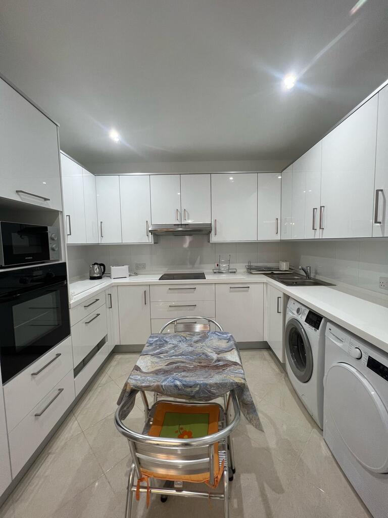 3 Bedroom Apartment for Long Let in St. Julian's - €2,200/month