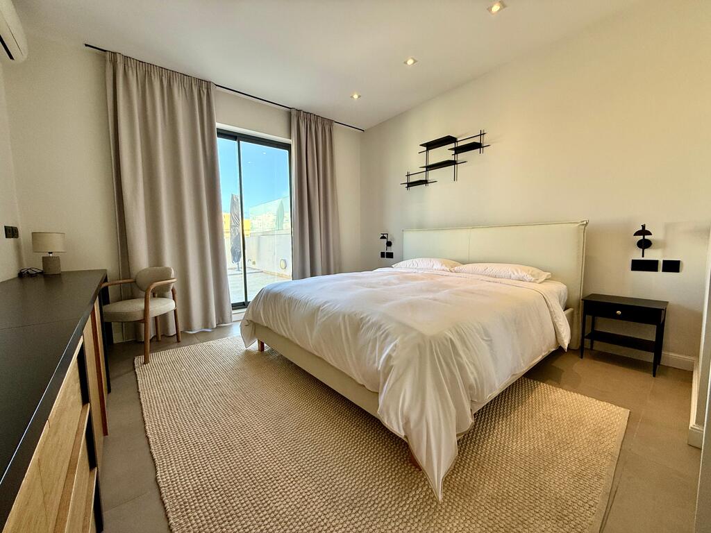 4 Bedroom Apartment for Long Let in Sliema - €9,000/month photo 20