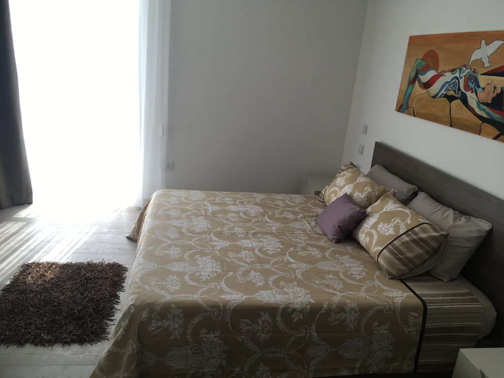 1 Bedroom Ensuite Apartment for Long Let in Sliema - €2,500/month photo 29