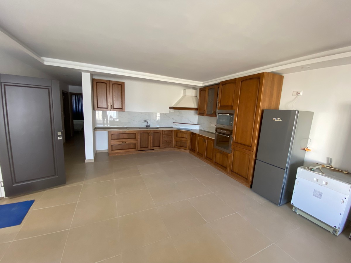 Stylish Newly Furnished 2-Bedroom Apartment in Kappara photo 3