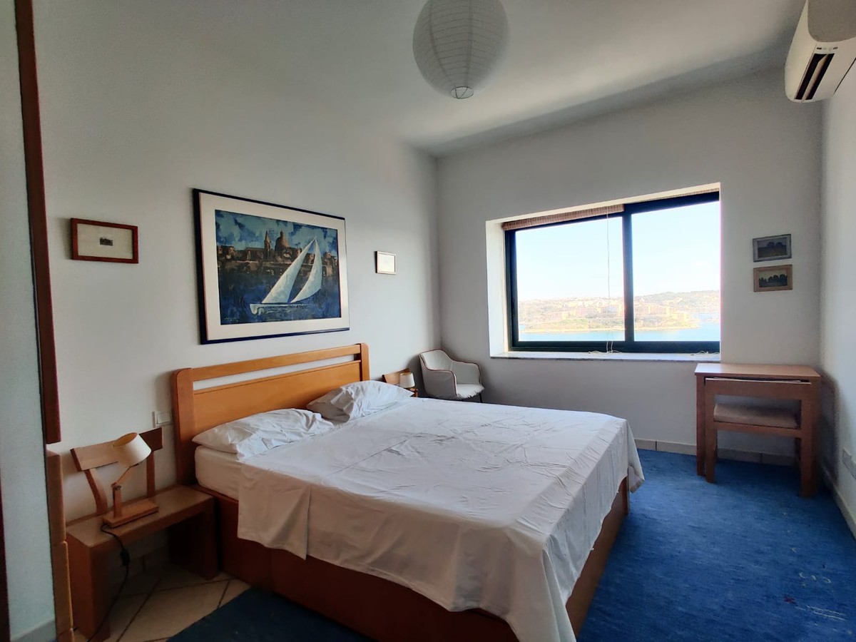 3 Bedroom Ensuite Apartment for Long Let in Valletta - €2,500/month photo 6