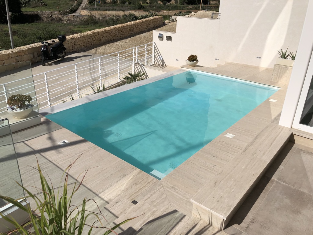 4 Bedroom Villa for Long Let in Swieqi - €12,500/month
