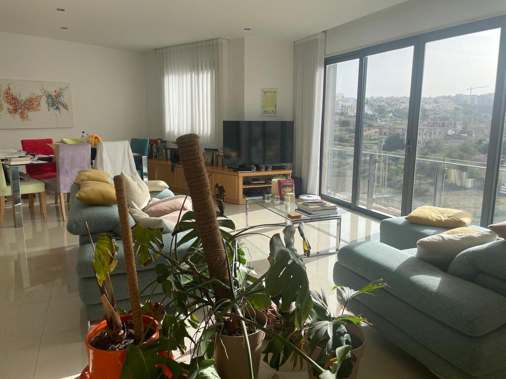 2 Bedroom Apartment for Long Let in Swieqi - €2,000/month photo 2
