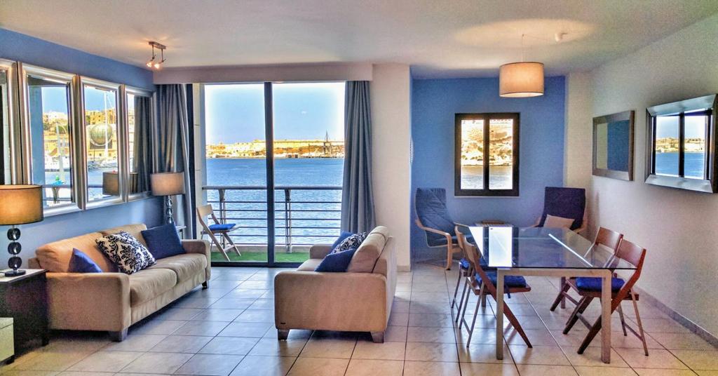 3 Bedroom Ensuite Apartment for Long Let in Birgu - €1,990/month photo 3