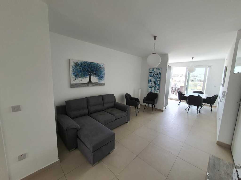 2 Bedroom Penthouse for Long Let in Swieqi - €1,900/month photo 2