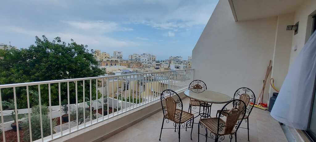 2 Bedroom Apartment for Long Let in Sliema - €2,200/month
