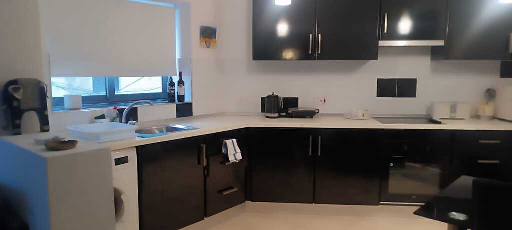 2 Bedroom Apartment for Long Let in Gżira - €1,200/month photo 2