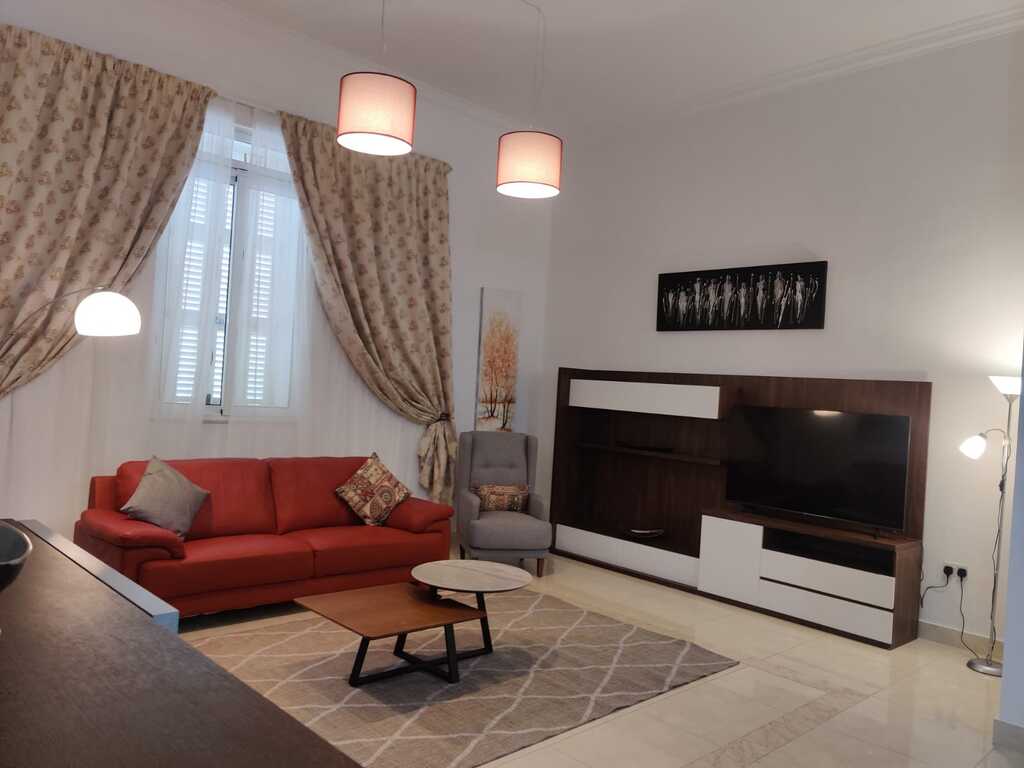 3 Bedroom Maisonette for Long Let in Sliema - €2,000/month