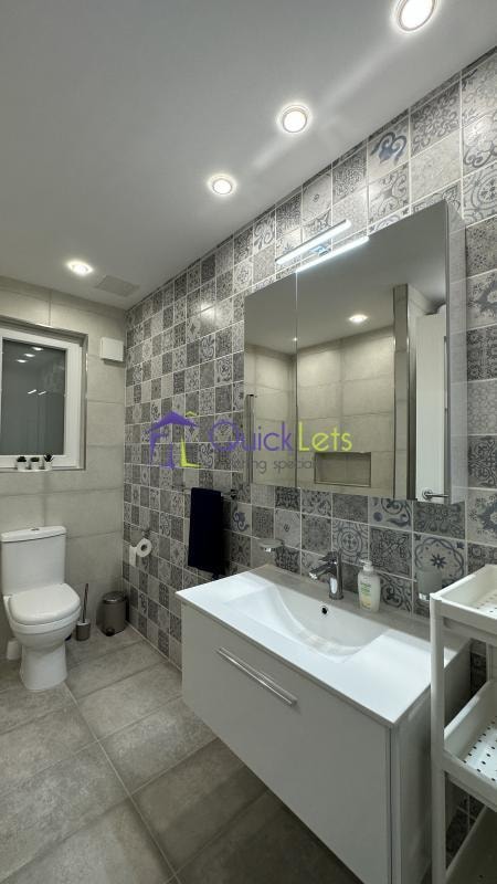 2 Bedroom Ensuite Apartment for Long Let in Marsaskala - €1,300/month photo 6