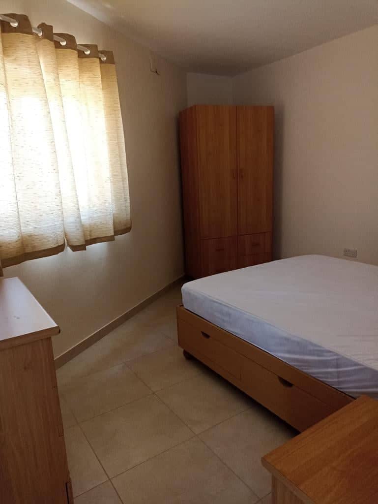 3 Bedroom Terraced House for Long Let in Baħar iċ-Ċagħaq - €2,300/month photo 9