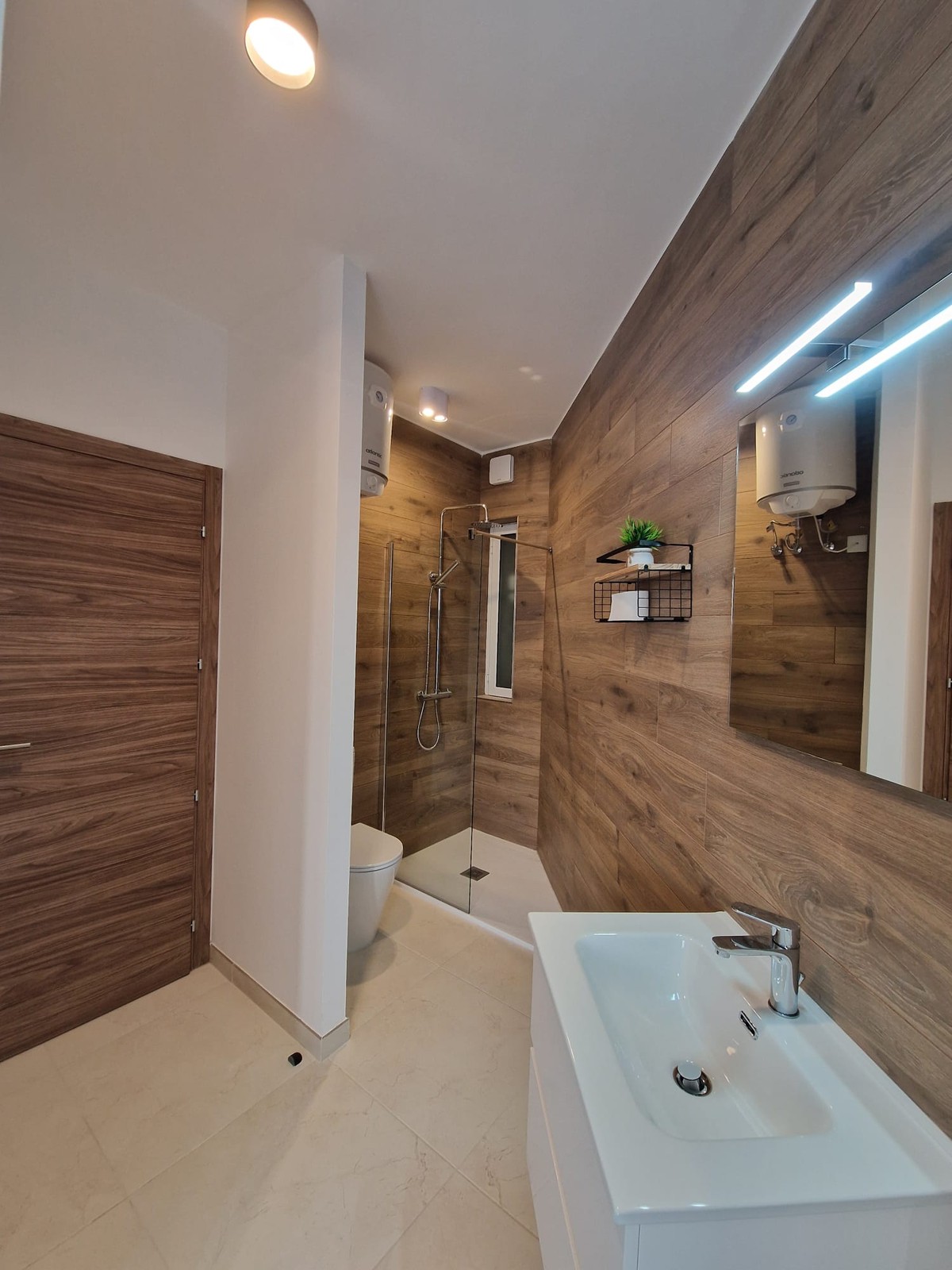 3 Bedroom Penthouse for Long Let in Qrendi - €1,800/month photo 7