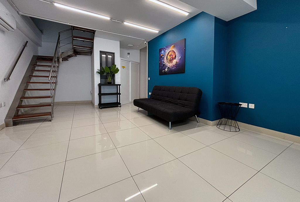 Office for Long Let in San Ġwann - €4,500/month photo 2