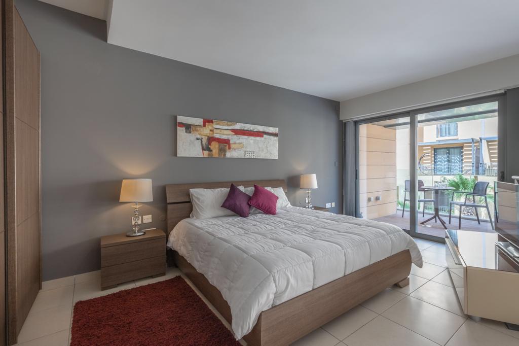 2 Bedroom Apartment for Long Let in St. Julian's - €2,500/month photo 5