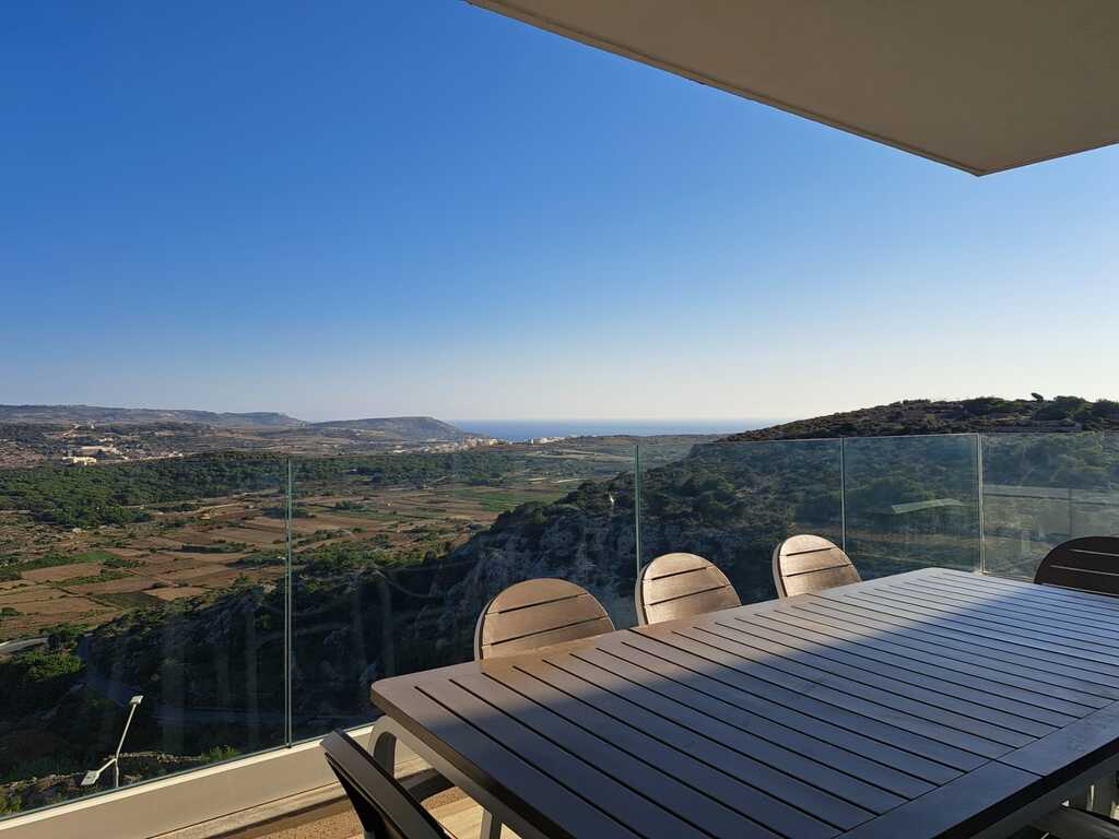 3 Bedroom Apartment for Long Let in Mellieħa - €2,500/month