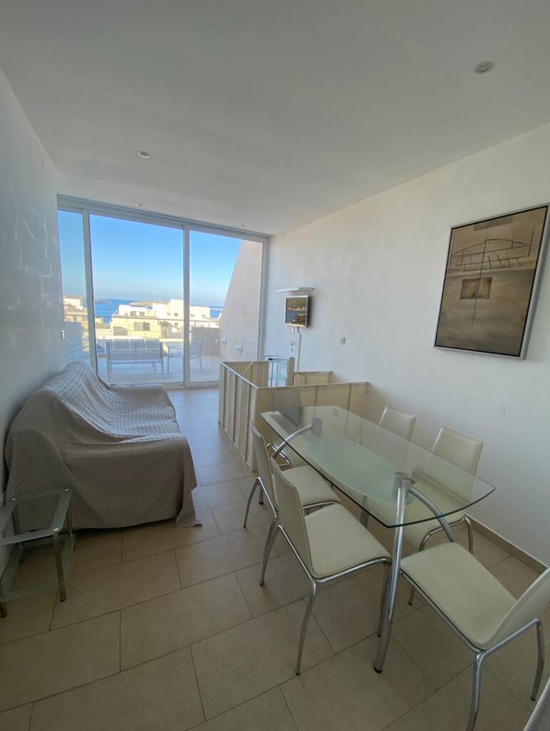 1 Bedroom Penthouse for Long Let in St. Paul's Bay - €1,050/month photo 3