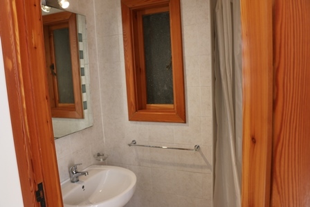 2 Bedroom Apartment for Long Let in Senglea - €1,400/month photo 13