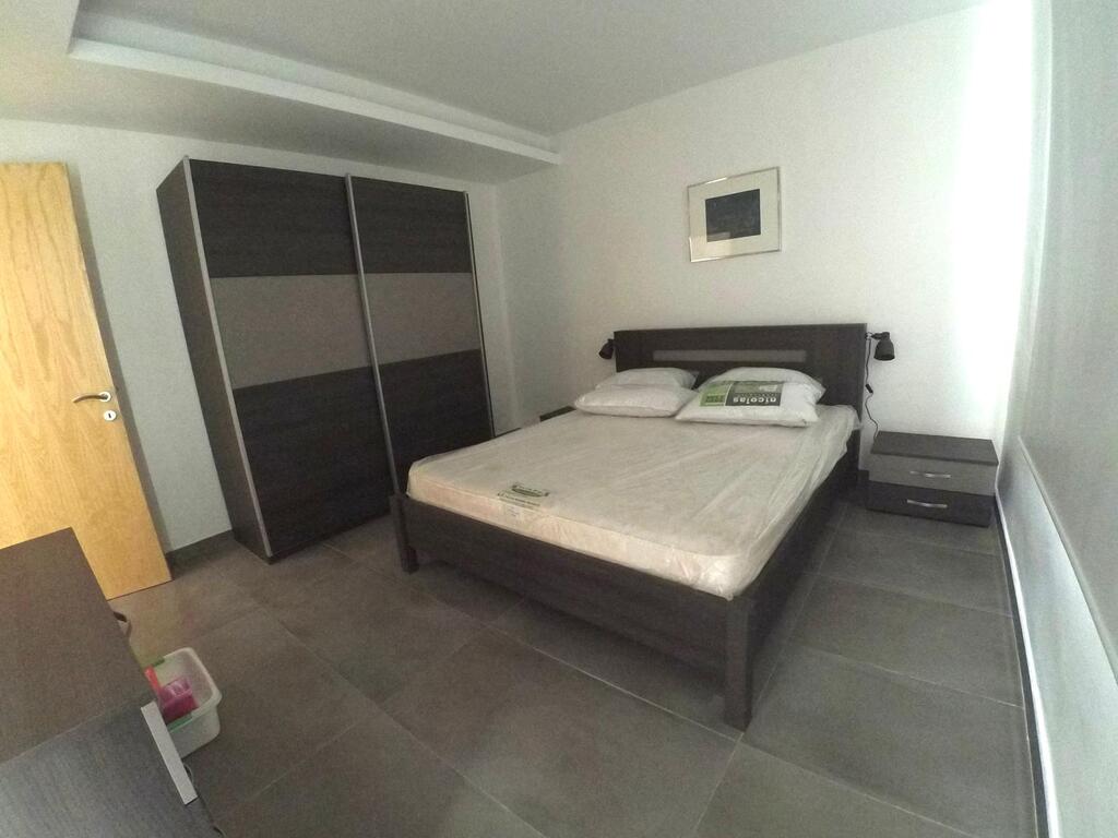3 Bedroom Apartment for Long Let in Xemxija - €1,700/month photo 7