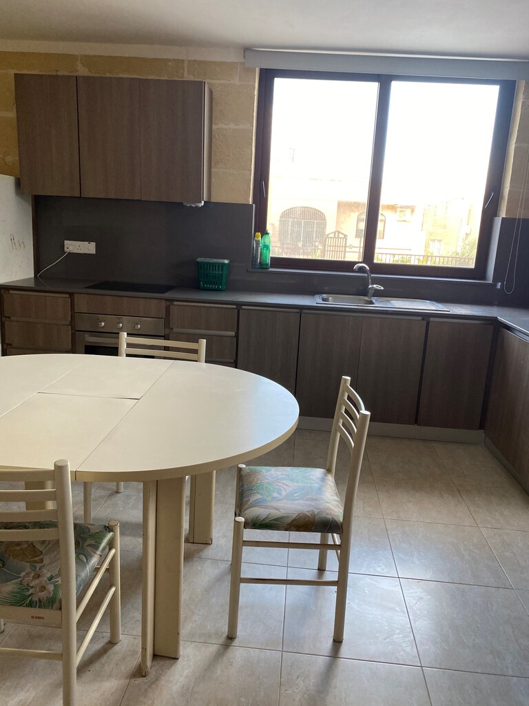 3 Bedroom Farmhouse for Long Let in Xagħra - €1,400/month photo 3