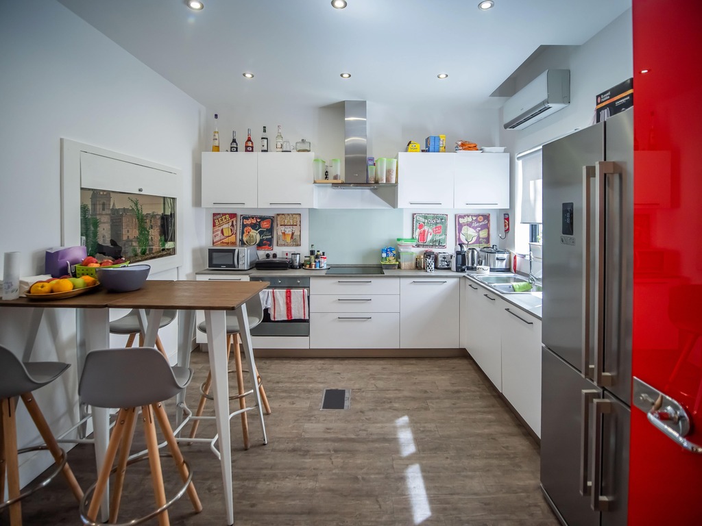 Office for Long Let in Ta' Xbiex - €7,000/month photo 19