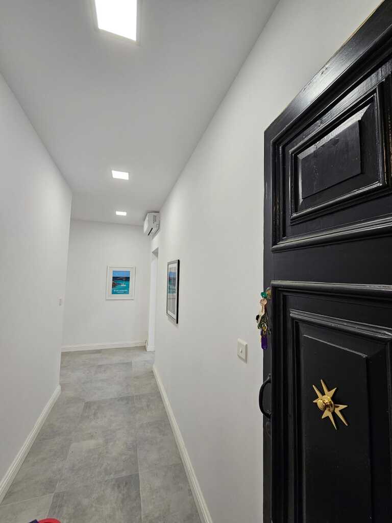 Office for Long Let in Valletta - €3,500/month photo 2