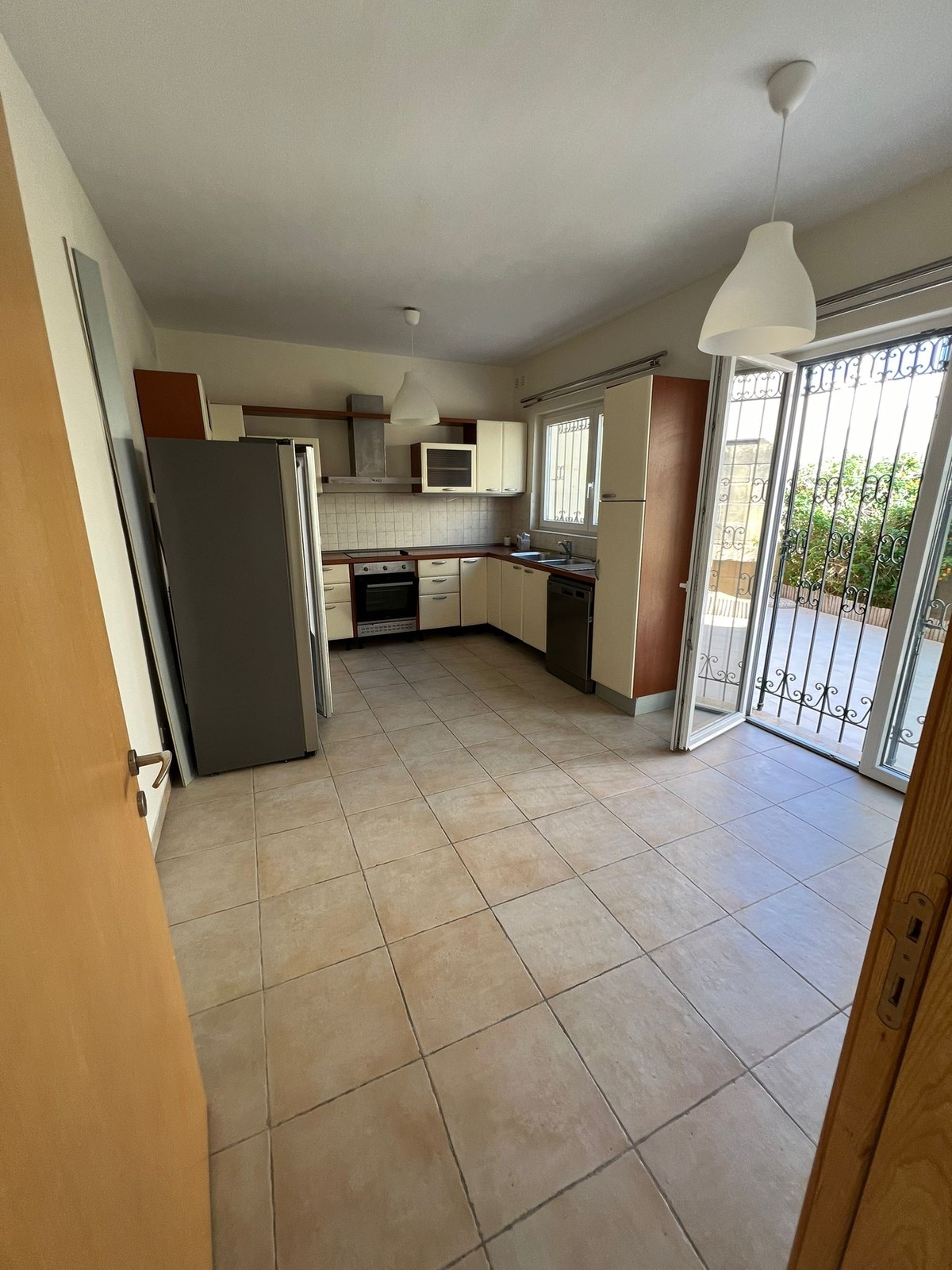 Spacious Villa with Private Pool in Prestigious Misrah Kola, Attard photo 4