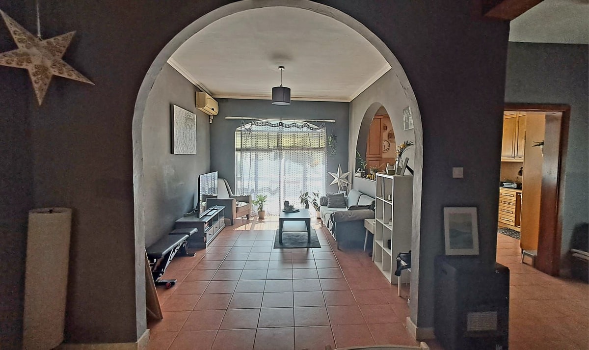 3 Bedroom Ensuite Maisonette for Long Let in San Ġwann - €1,700/month photo 3