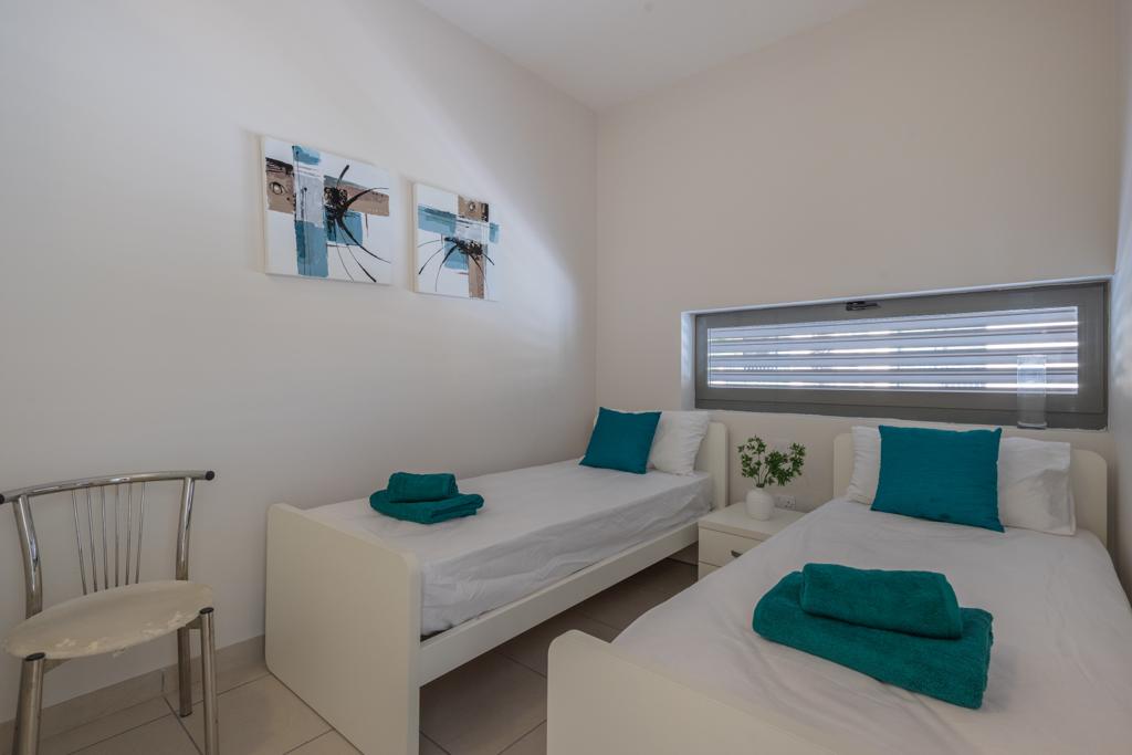 2 Bedroom Apartment for Long Let in St. Julian's - €2,500/month photo 8