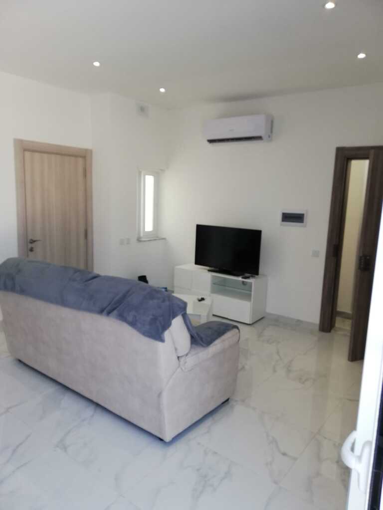 2 Bedroom Ensuite Penthouse for Long Let in Għargħur - €1,350/month photo 9