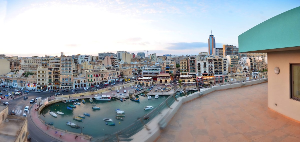 2 Bedroom Ensuite Penthouse for Long Let in St. Julian's - €3,000/month photo 2