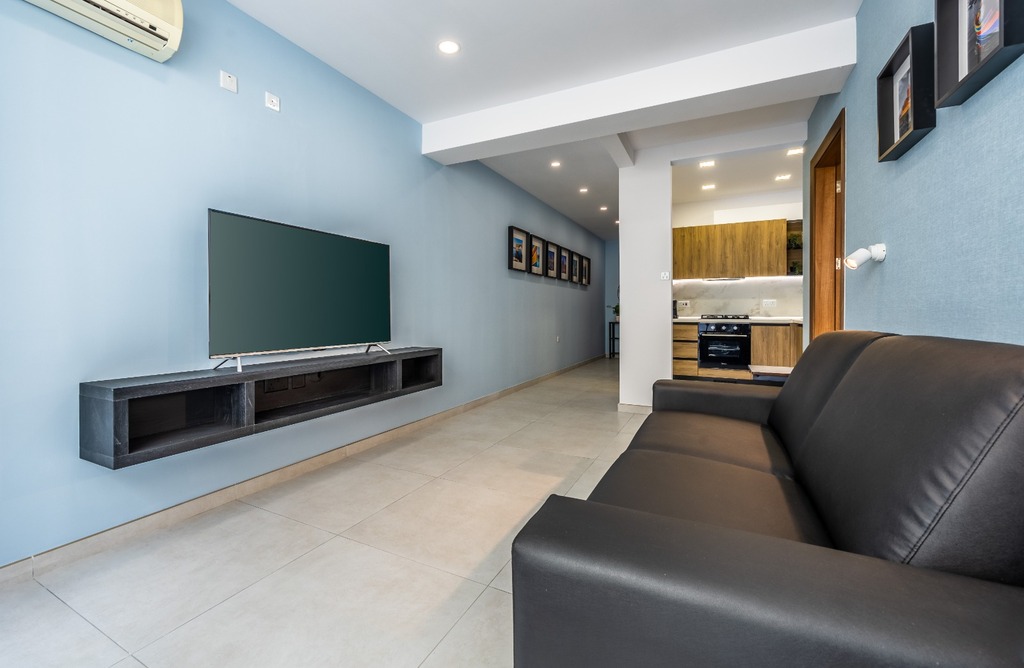 1 Bedroom Maisonette for Long Let in Mellieħa - €1,350/month photo 3