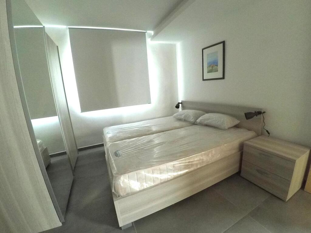 3 Bedroom Apartment for Long Let in Xemxija - €1,700/month photo 9