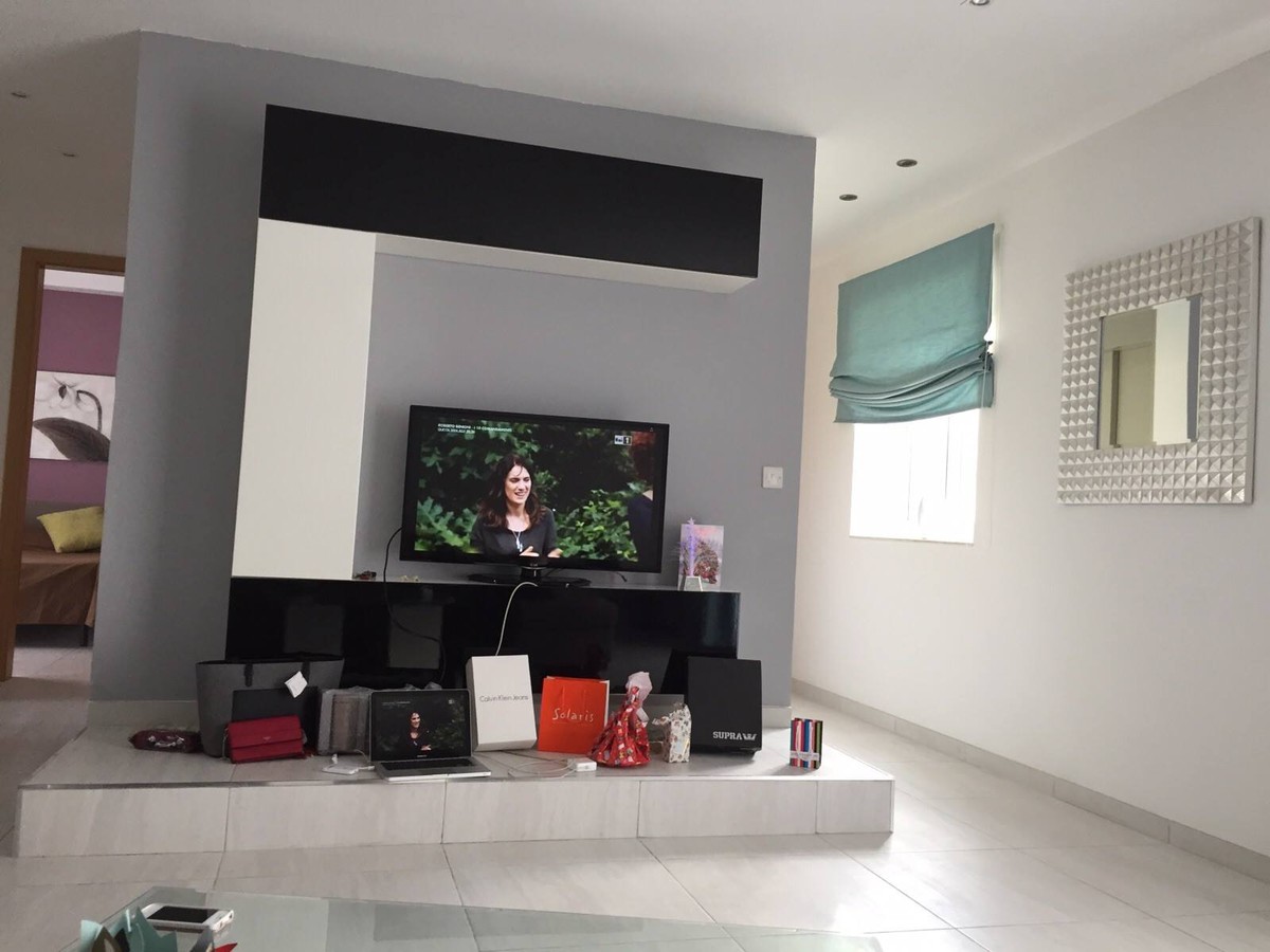 Bright Modern 2-Bedroom Penthouse with Large Terraces in Sliema photo 4